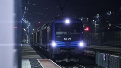 匈塞铁路匈牙利段正式开启货运运输