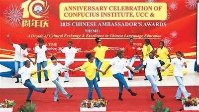 裴淳华一家的中文咋这么好