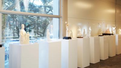 天下大同瓷相通——2026“中国白·德化瓷”国际巡展亮相瑞士日内瓦