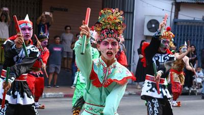 中泰共舞旧罔英歌节
