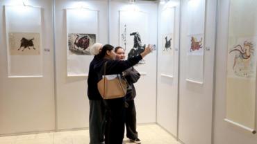 Chinese painting exhibition on horse opens in Kyrgyzstan