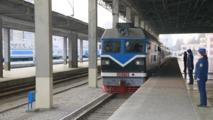 Int'l passenger train from China to DPRK arrives in Pyongyang