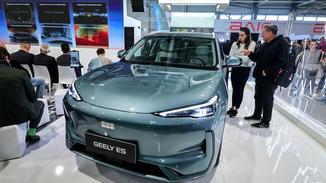 Chinese carmakers step up presence at Hungary auto show