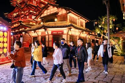 诚邀总台春晚“锦鲤”相聚“中国酒都”   五粮液以和美之旅擘画酒旅融合新篇章