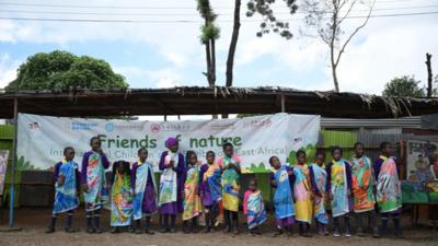 儿童画国际巡展走进内罗毕贫民社区