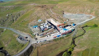 丝路走笔丨在“高山王国”见证钢铁巨龙的“双向奔赴”