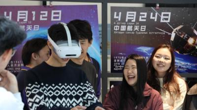 “中国航天日”预展VR体验活动在蒙古国举办