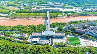 红河州：税路通东盟 服务新前沿