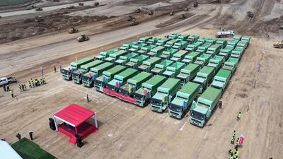 首批中国新能源重卡亮相埃塞俄比亚