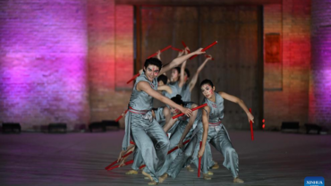 Feature: Chinese dancers light up Central Asian stage at Lazgi dance festival