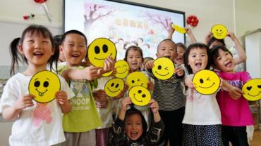 World Smile Day marked in China
