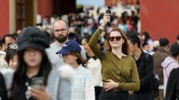 Foreign bloggers capture China's everyday sense of safety