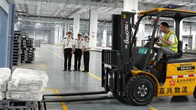 首周250吨 嘉兴南湖机场进出口货运量稳步攀升