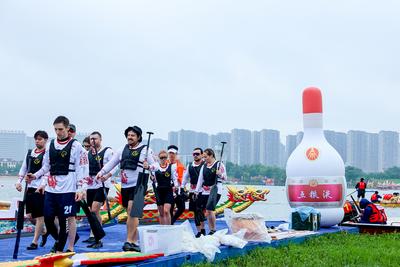 跨界融合 和美共襄 五粮液携手南昌国际龙舟赛彰显浓香担当
