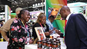 Economic Watch: Central Chinese province boosts China-Africa trade with policy innovation