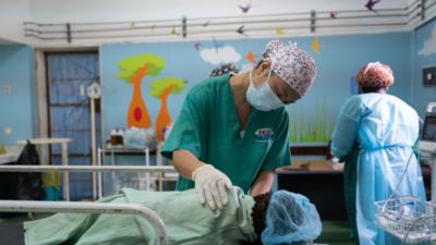 中国医生为莫桑比克唇腭裂患儿实施公益修复手术