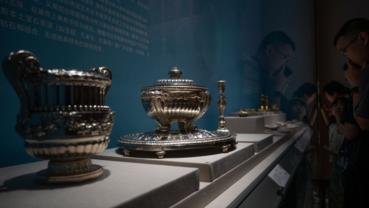 Exhibition "Treasures of the Kremlin: From Peter the Great to Catherine the Great" held in Wuhan, China's Hubei