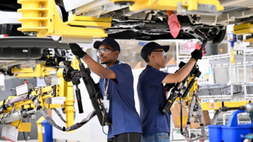 Racing overseas, Chinese NEVs drive the world towards green, shared growth