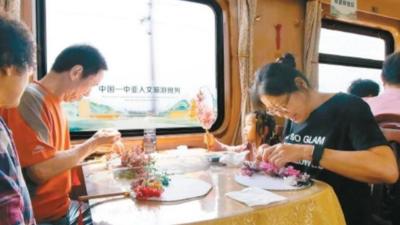 丝路慢旅赴中亚 中国—中亚人文旅游班列迈向常态化运营新阶段