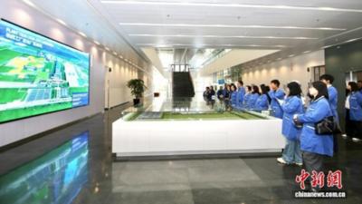 从沈阳到非洲：海外华媒见证辽宁装备制造出海底气