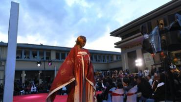 China-Africa Cultural Exchange Mid-Autumn Fashion Show held in Nairobi, Kenya