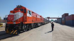 China-Europe freight train service tops 140,000 trips
