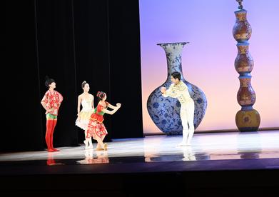 舞动《过年》——中央芭蕾舞团“中国版《胡桃夹子》”巴西巡演在圣保罗收官