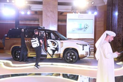 极石汽车在阿布扎比首发全球旗舰新车