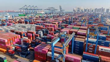 China's foreign trade up 3.6 pct in first 11 months