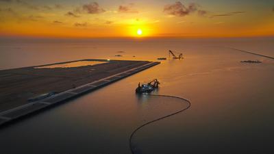 中企承建伊拉克港口疏浚项目完成验收