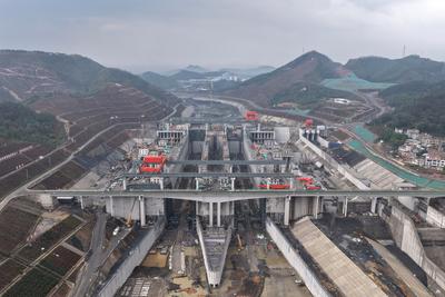 平陆运河建设正酣