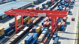 China's foreign trade expands 19.2 pct in July