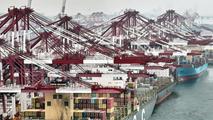 China's container throughput rises 11.2 pct in July 