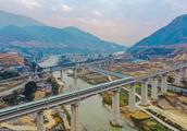 New high-speed railway operational in northwest China