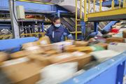 China handles over 2.13 bln parcels during New Year holiday 