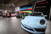 Global luxury carmakers bet on China's NEV market