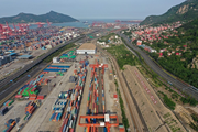 China's logistics sector expands in first 4 months