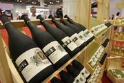 Feature: Tanzanian grape farmer rejoices as local winery plans to tap Chinese market 
