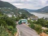 China's road logistics price index edges down in June
