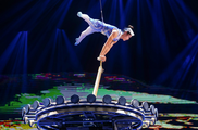 Feature: Chinese-trained Kenyan acrobatics coach passing life-long skills to local youth