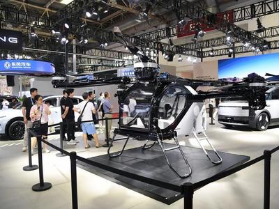 China draws foreign investors as evolving economy meets proactive policies