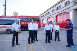Chinese vice premier urges efforts to boost growth of specialized enterprises 