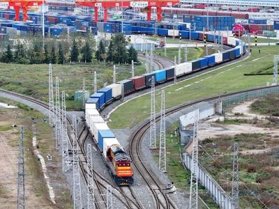 China-Europe freight train trips hit nearly 120,000