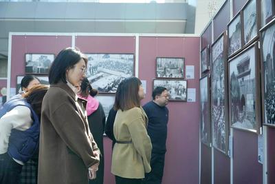 “国社之镜·世纪光影之人民必胜”艺术展走进安徽黄山