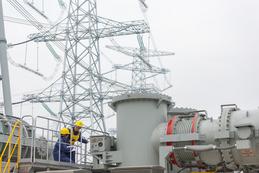 China Focus: China's power use poised to hit record high in 2025